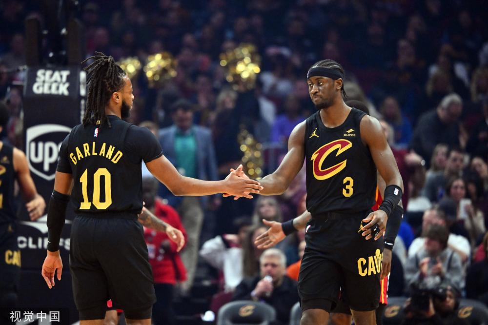 他不忘关注 他不忘关注