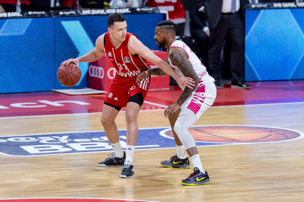 过定位球提 过定位球提